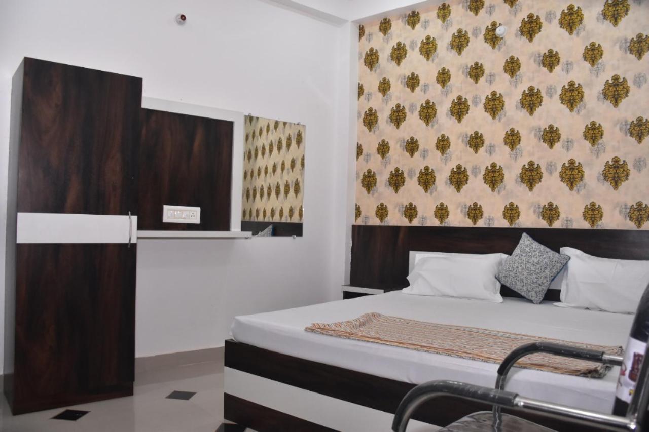 Shree Gorakhnath Guest House Ayodhya Extérieur photo
