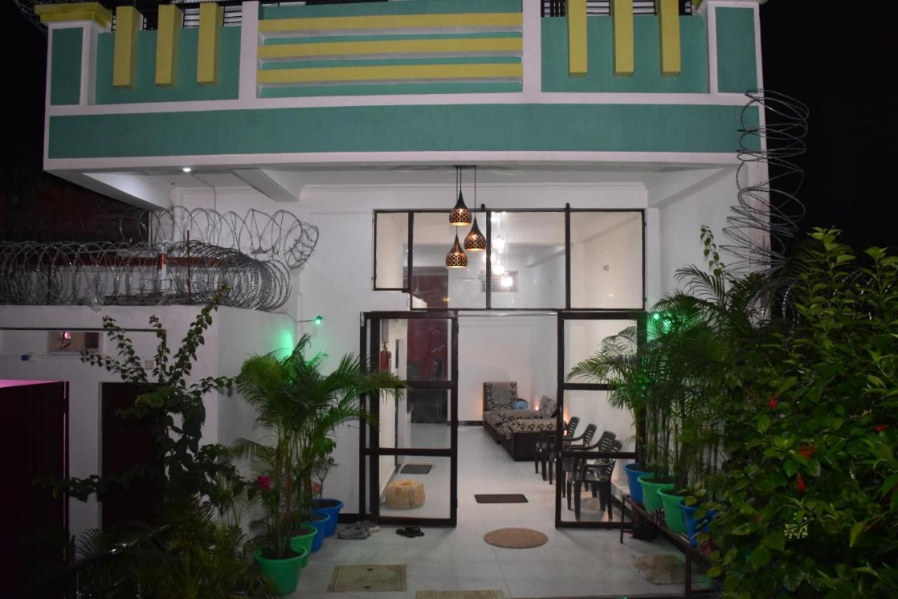 Shree Gorakhnath Guest House Ayodhya Extérieur photo