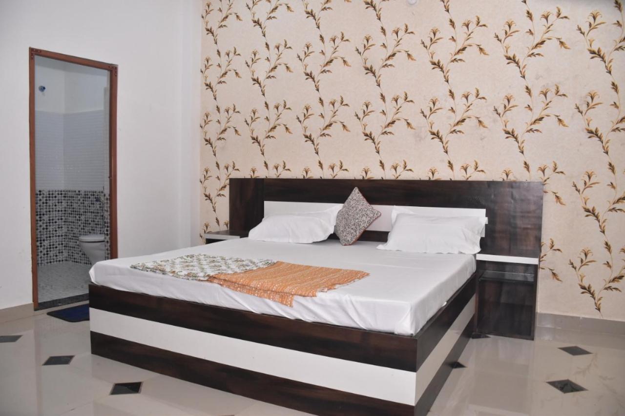 Shree Gorakhnath Guest House Ayodhya Extérieur photo