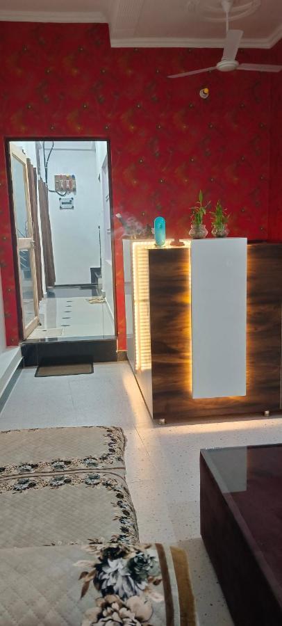 Shree Gorakhnath Guest House Ayodhya Extérieur photo