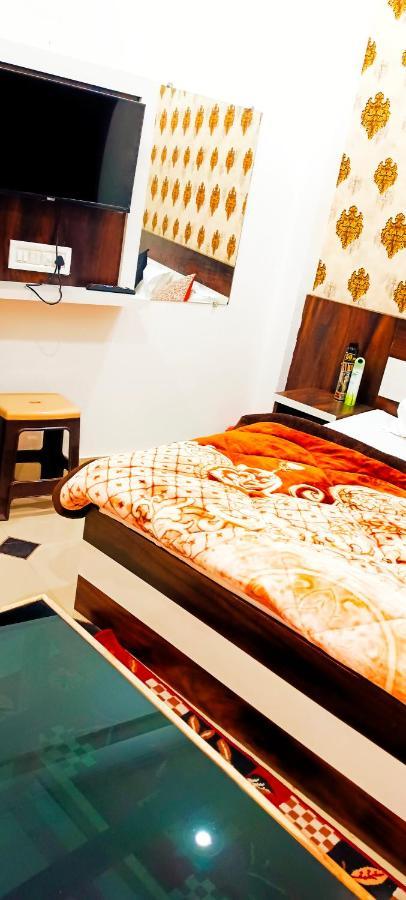 Shree Gorakhnath Guest House Ayodhya Extérieur photo