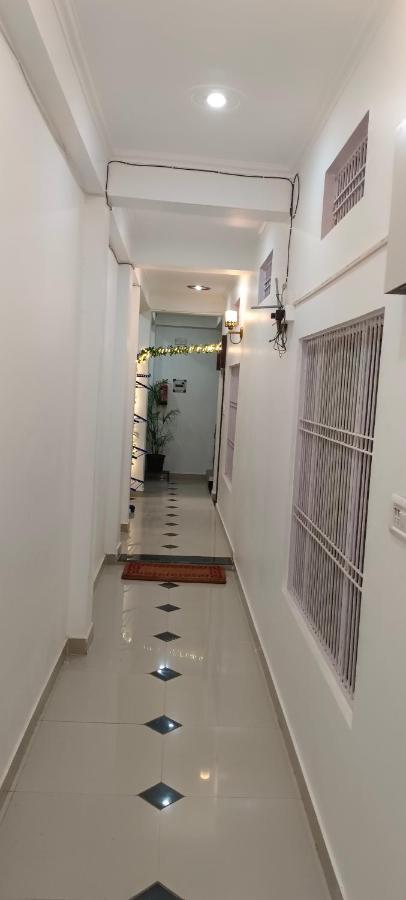Shree Gorakhnath Guest House Ayodhya Extérieur photo