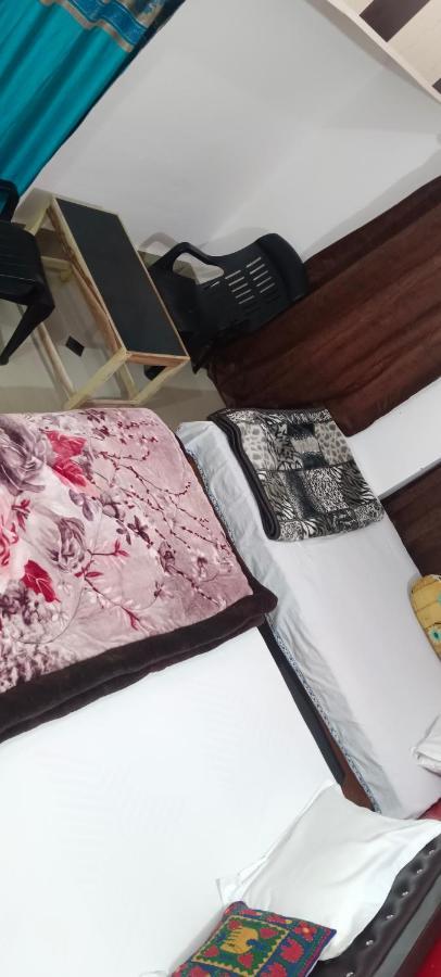 Shree Gorakhnath Guest House Ayodhya Extérieur photo