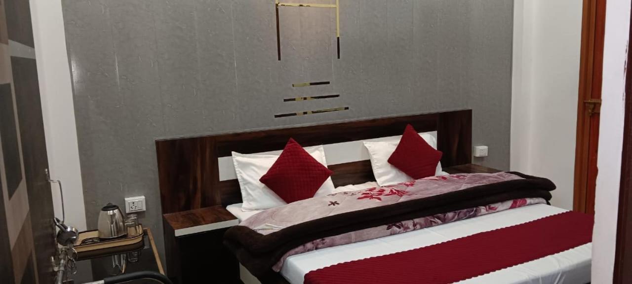 Shree Gorakhnath Guest House Ayodhya Extérieur photo